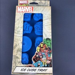 NEW Marvel Comics ice cube tray Hulk Thor Home